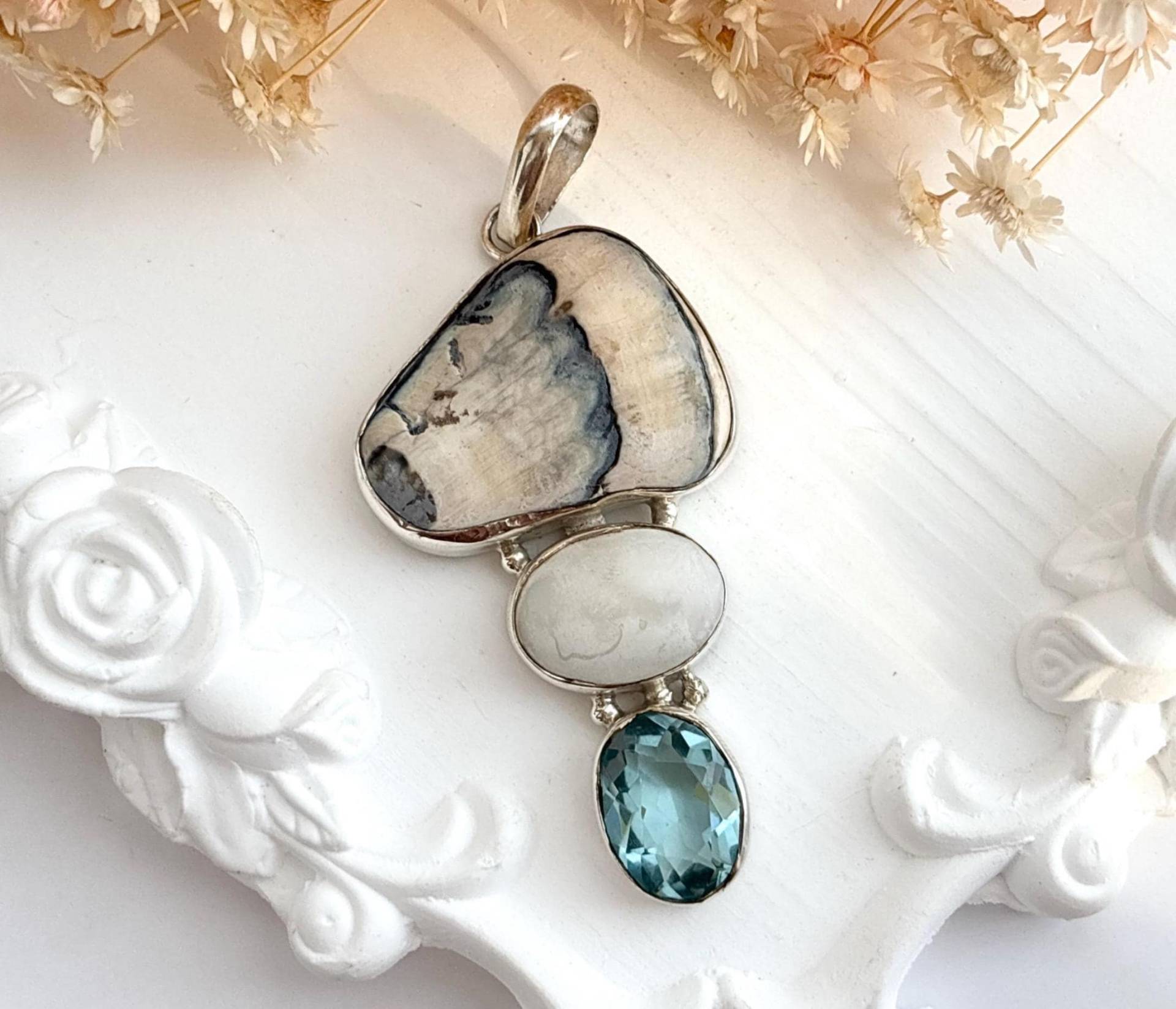 Achat, Perlmutt & Aquamarin Dreifach Edelstein Sterling Silber 925 Vintage Statement Anhänger von TheNostalgiaHaus