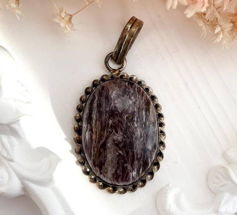 Dark Charoite Edelstein Seil Eingerahmt Lünette Set Sterling Silber 925 Vintage Statement Anhänger von TheNostalgiaHaus