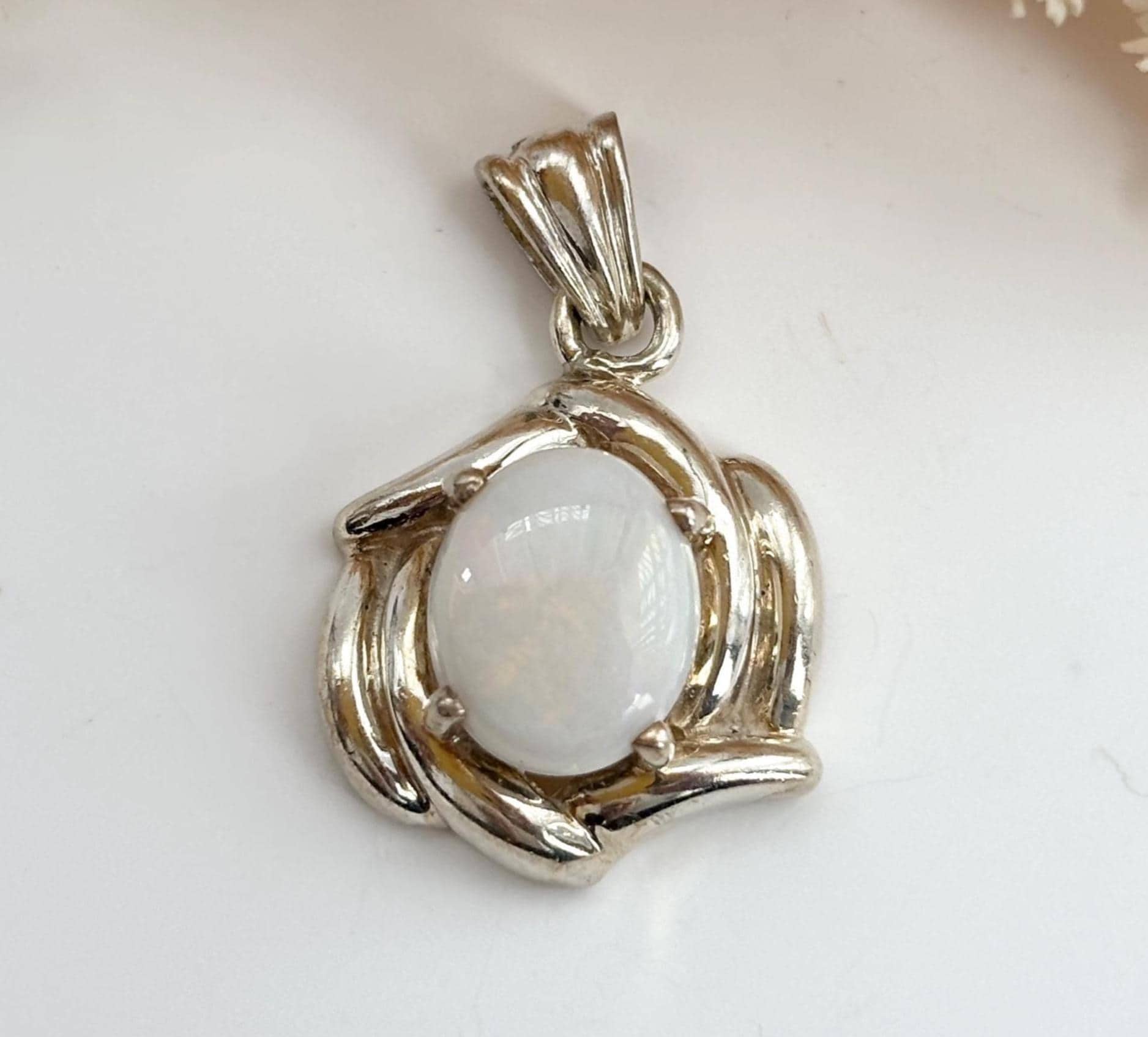 Mondstein Akzent Abstrakter Modernist Sterling Silber 925 Vintage Anhänger Mondstein Akzent Abstrakter Modernist Sterling Silber 925 Vintage Anhänger von TheNostalgiaHaus