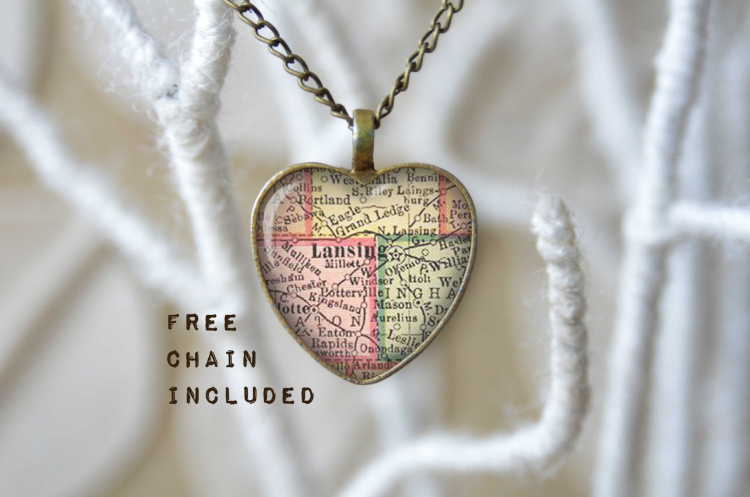 Lansing Missouri Vintage Map Herz-Halskette - Geschenk Lansing Missouri Vintage Map Herz-Halskette - Geschenk von TheNotaBeneStudio