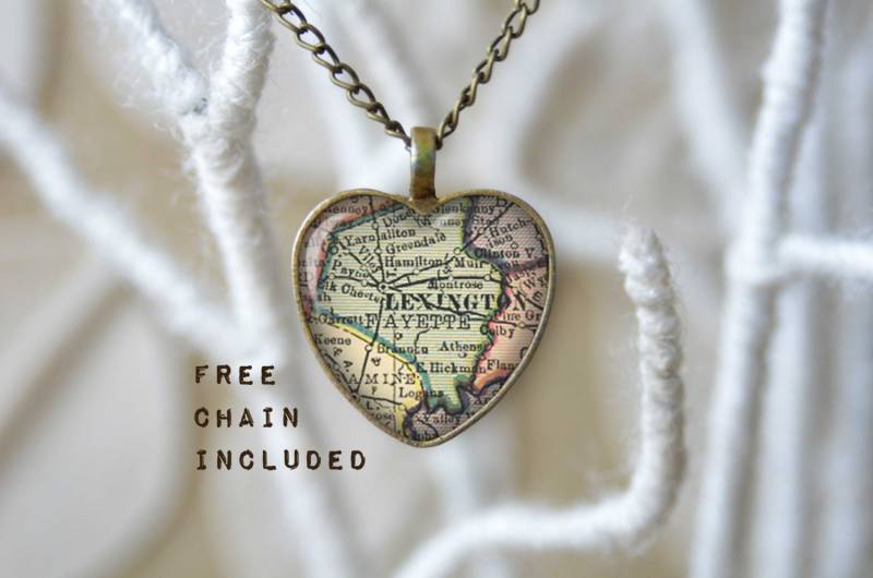 Lexington Kentucky Map Halskette Herzanhänger, Standortgeschenk Lexington Kentucky Map Halskette Herzanhänger, Standortgeschenk von TheNotaBeneStudio