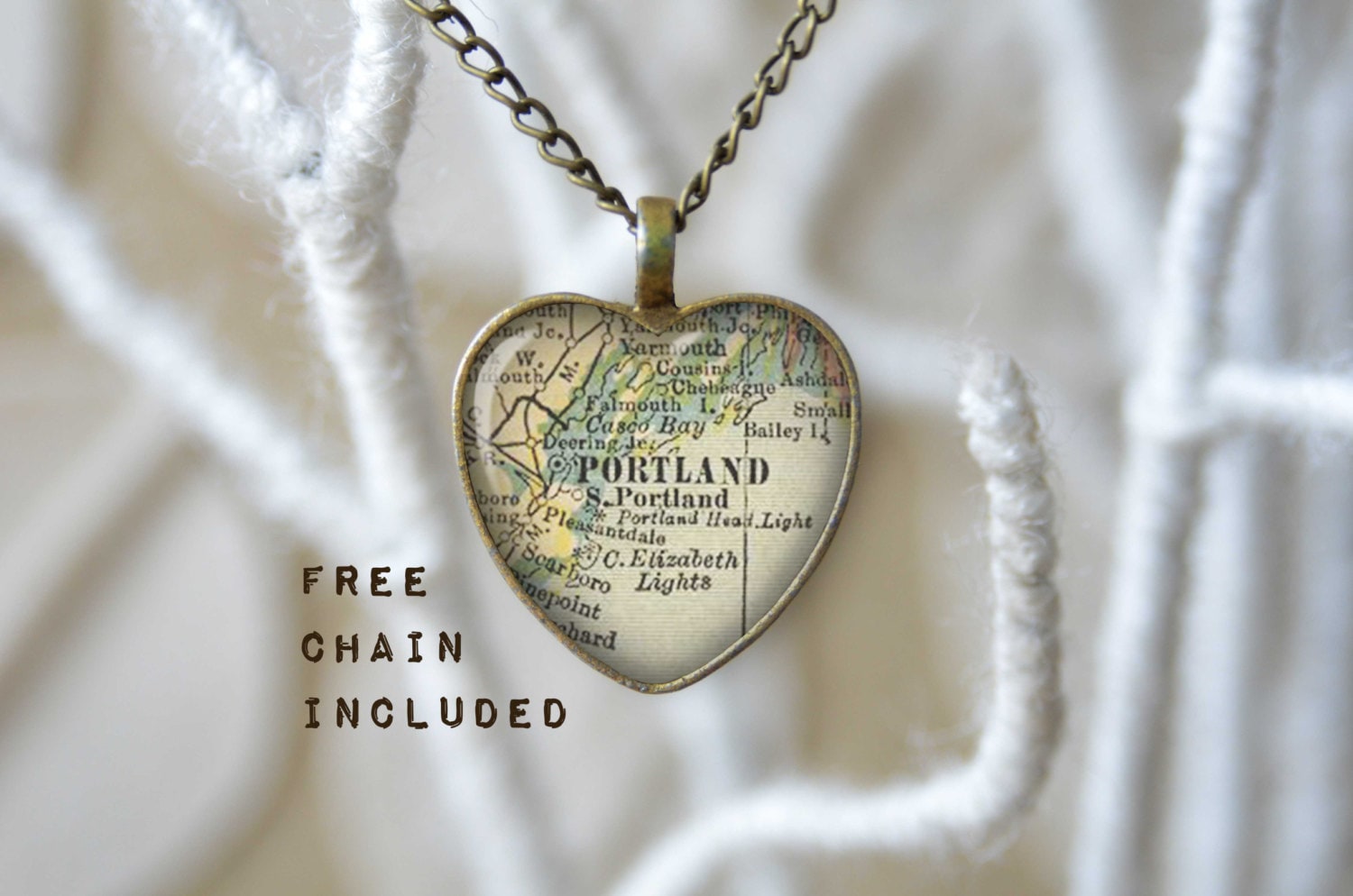 Portland Maine Map Halskette Herzanhänger Mit Gratiskette Portland Maine Map Halskette Herzanhänger Mit Gratiskette von TheNotaBeneStudio