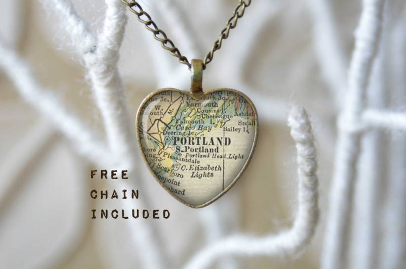 Portland Maine Map Halskette Herzanhänger Mit Gratiskette Portland Maine Map Halskette Herzanhänger Mit Gratiskette von TheNotaBeneStudio