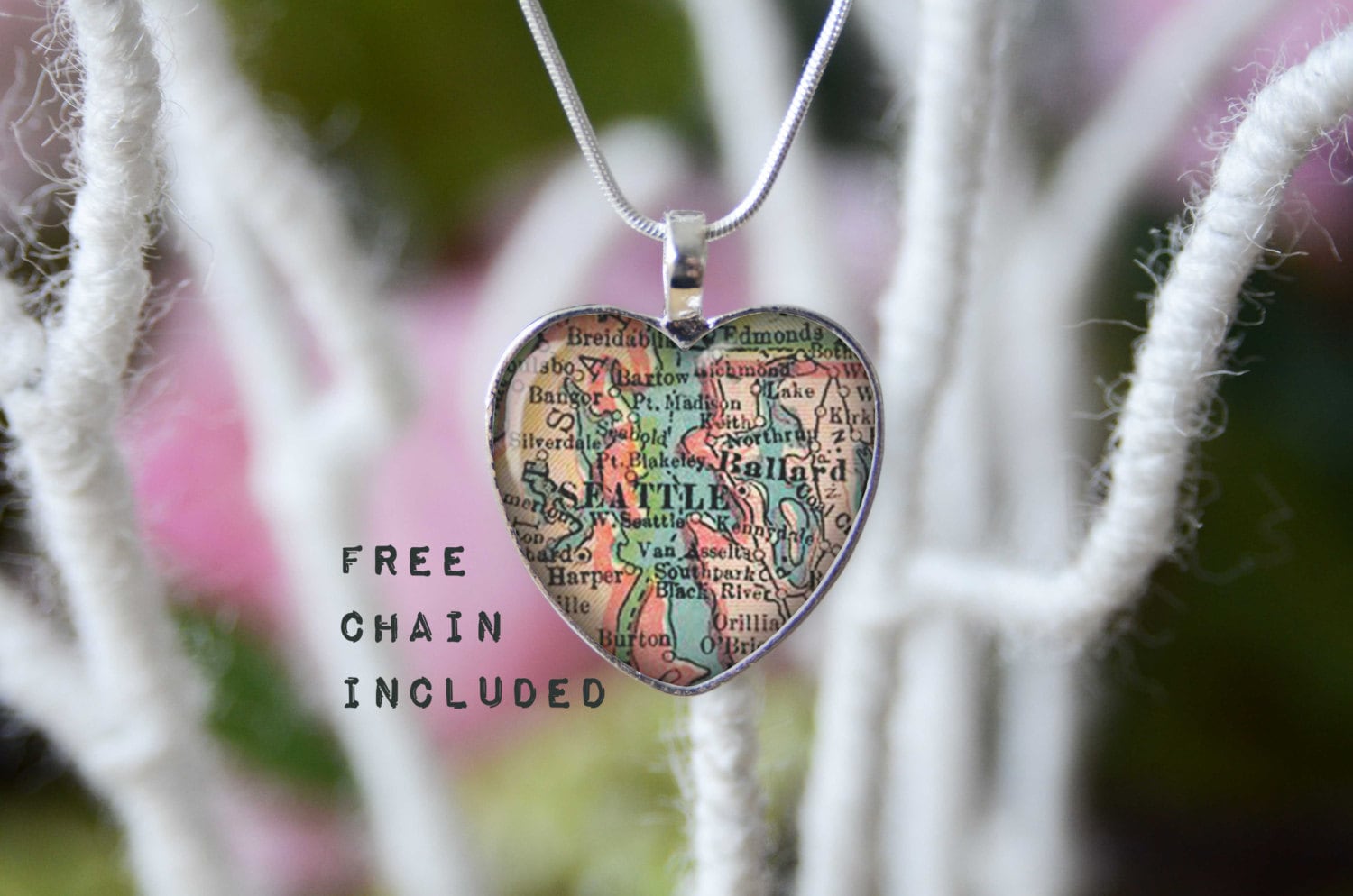 Vintage Karte-Form Herz Seattle Washington. Lage-Geschenk-Anhänger. Kostenlose Passende Kette Ist Enthalten Vintage Karte-Form Herz Seattle Washington. Lage-Geschenk-Anhänger. Kostenlose Passende Kette Ist Enthalten von TheNotaBeneStudio