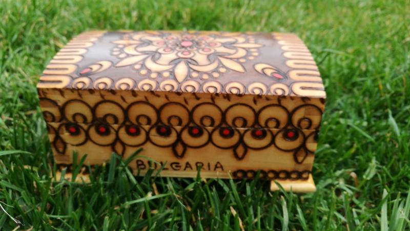 Holzkiste/Schmuck-Box Vintage Handgemachte Schatzkiste Sammelbox Geschenk /Holz Souvenir-Box /Keepsake Box /Aufbewahrungsbox von TheOldTimeTreasures