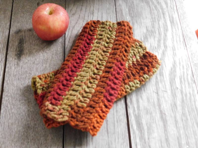 Die Alte Cider Mill Fingerlose Handschuhe. Handgehäkelte Bohochic Rustikale Herbst Armstulpen Pulswärmer Handgemachte Indie Handschuhe von TheOldeCrowCottage