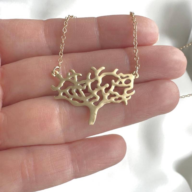 12K Gold Stammbaum Halskette Baum Des Lebens Mutter Geschenk Großmutter Mütter Halskette. Silber Ausverkauft von TheOneOfaKindJewelry