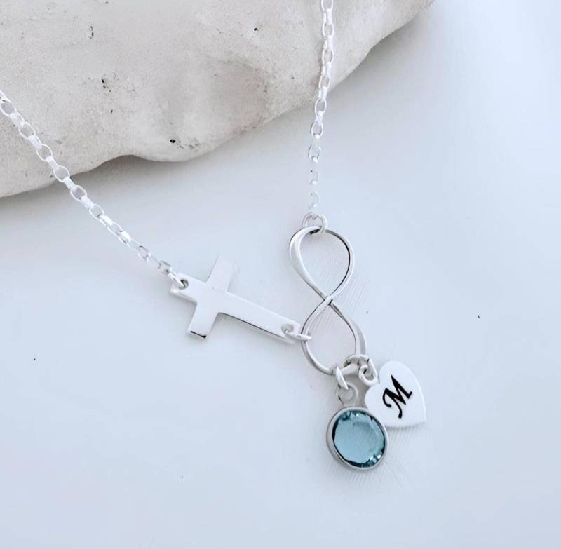 sterling Silber Infinity Kreuz Halskette Personalisiertes Seitlich Mit Liebe Symbol Design von TheOneOfaKindJewelry