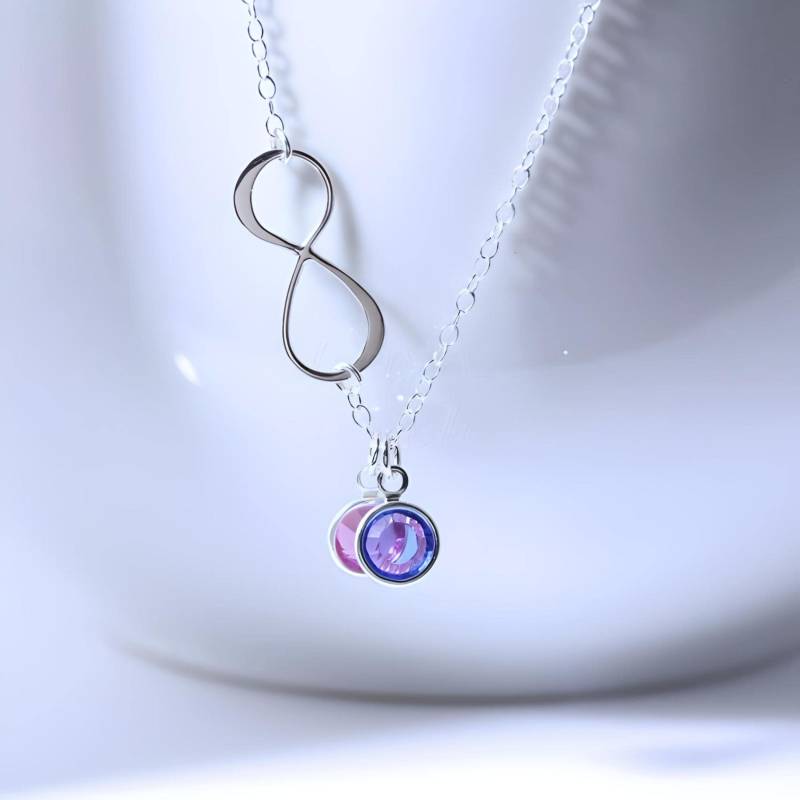 sterling Silber Infinity Halskette Mit 2 Oder Mehr Birthstones Freundschaft Halskette, Schwestern Halskette. Muttertag von TheOneOfaKindJewelry