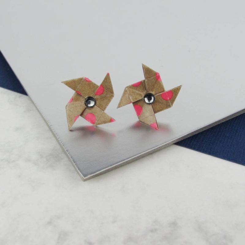 Ohrstecker Pink Und Kraft Polka Dots Windrad von TheOrigamiBoutique