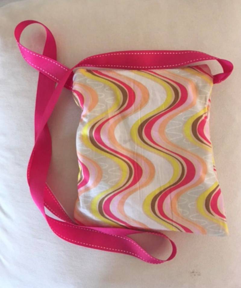 Wellen Von Farbe Cross-Body Bag Wellen Von Farbe Cross-Body Bag von TheOriginalConkey