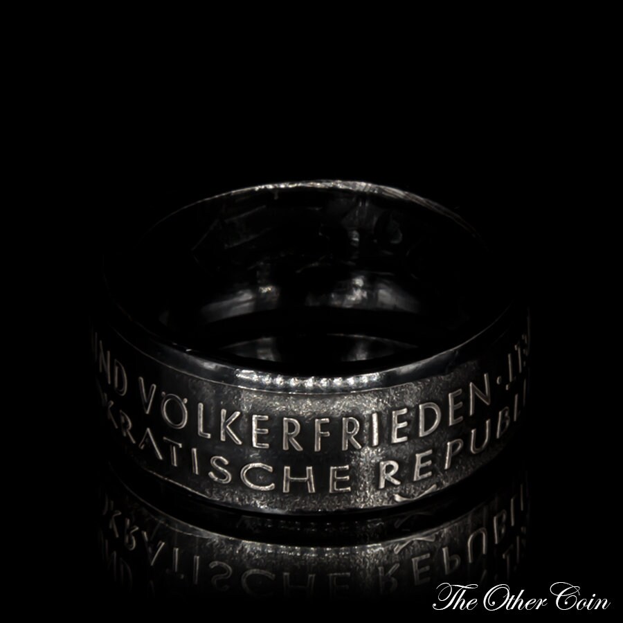 Ring 20 Mark "1 Mai" - Münzring Hochglanzpoliert Oder Im Vintage Antik Look Ring 20 Mark "1 Mai" - Münzring Hochglanzpoliert Oder Im Vintage Antik Look von TheOtherCoin
