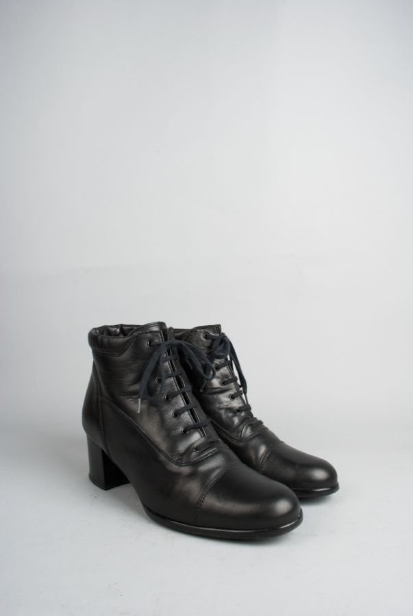 Vintage Ankle Stiefelette -37 - Leder Mit Schnürung Halbhoher Schaft Boots Vintage Ankle Stiefelette -37 - Leder Mit Schnürung Halbhoher Schaft Boots von TheOtterCouture