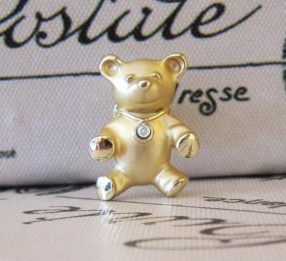 Gigi Giusti Gold Tone Bear Pin Sommertrends, Niedlicher Bär, Markenschmuck von ThePJCompany