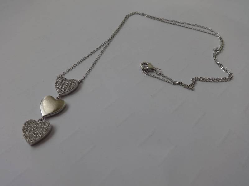 Kleine Gliederkette Mit 925 Sterling Silber Drei Herzen Anhänger von ThePJCompany