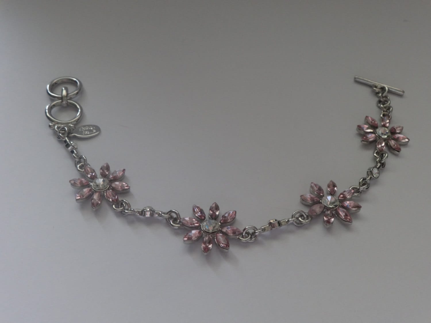 Vintage Keks Lee Silber Ton Rosa Strass Armband Vintage Keks Lee Silber Ton Rosa Strass Armband von ThePJCompany