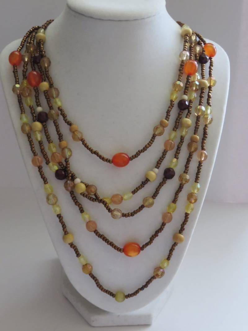 Vintage Perlen Fünf Stränge Erdton Halskette Sommer Trend Vintage Perlen Fünf Stränge Erdton Halskette Sommer Trend von ThePJCompany