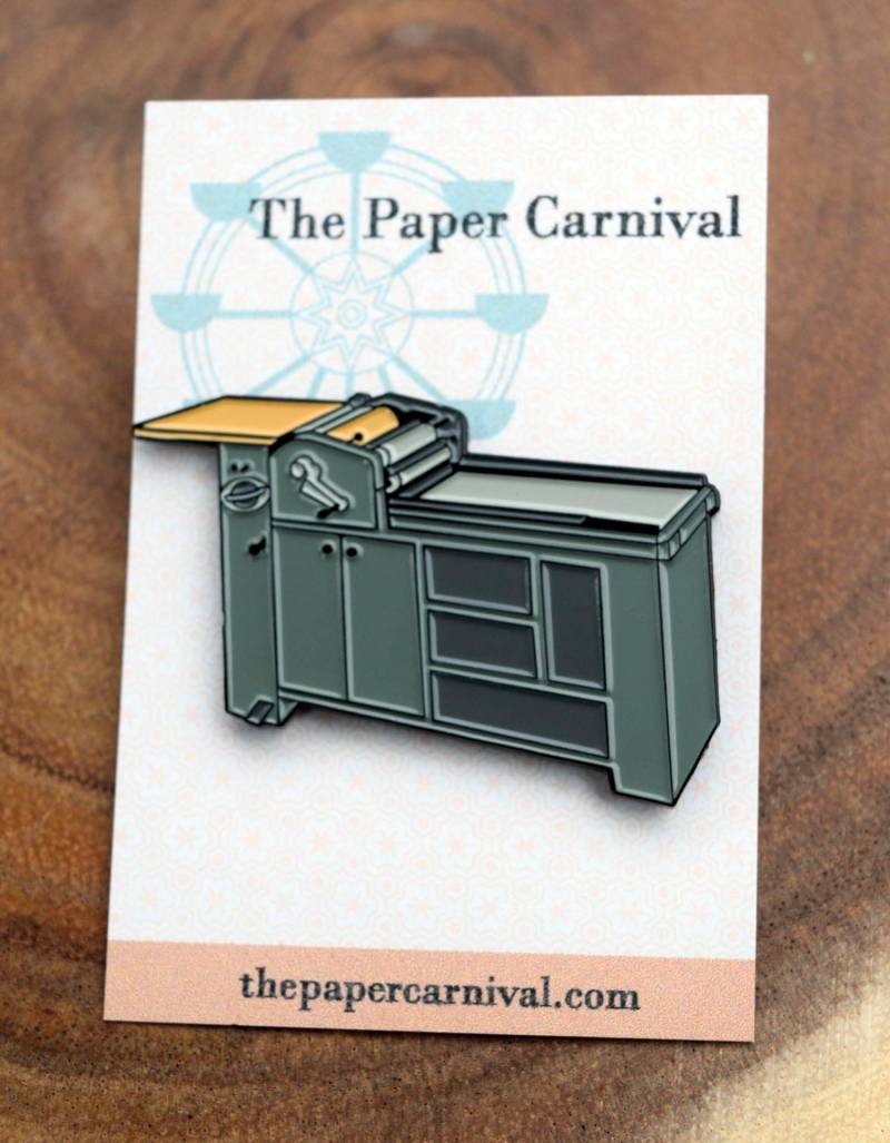 Vanderkoch Letterpress Emaille-Pin von ThePaperCarnival
