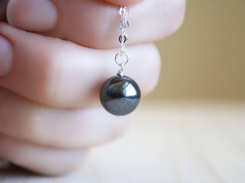 Angst Halskette. Hämatit Halskette in Sterling Silber von ThePeachTree