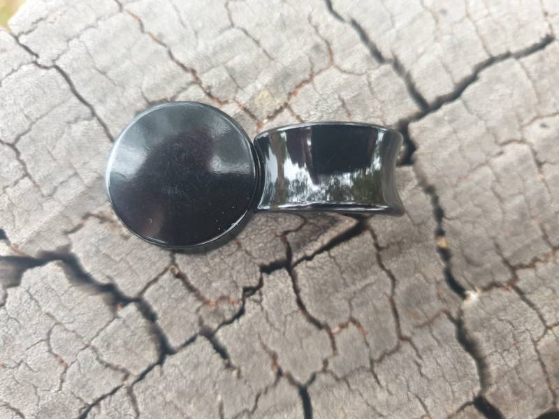 Ein Paar Acryl Ohr Plugs Piercing Dehner Schmuck Tunnels Ausgestellter Sattel Pl39 von ThePiercingKingdom