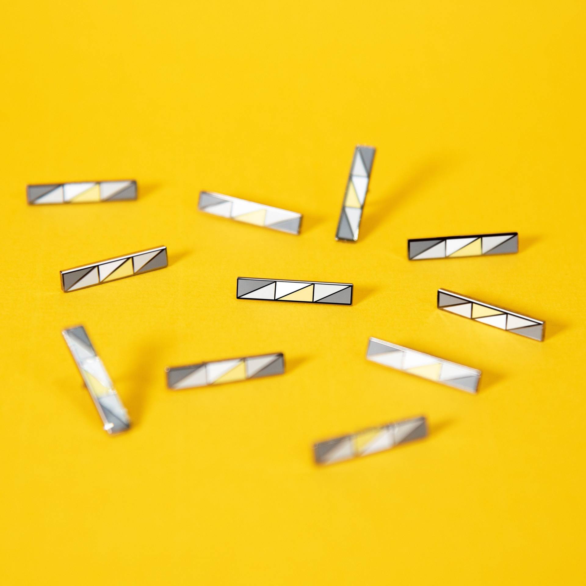 Demigender Bar Pin Gender Dysphoria Pride Badge Lgbtq Nonbinary Demigirl Demifluid Demiflux Agender Trans Month Demigender Bar Pin Gender Dysphoria Pride Badge Lgbtq Nonbinary Demigirl Demifluid Demiflux Agender Trans Month von ThePinPrick