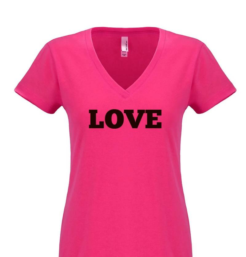 Liebe. Hot Pink Vneck T-Shirt Liebe. Hot Pink Vneck T-Shirt von ThePinkAppleCompany