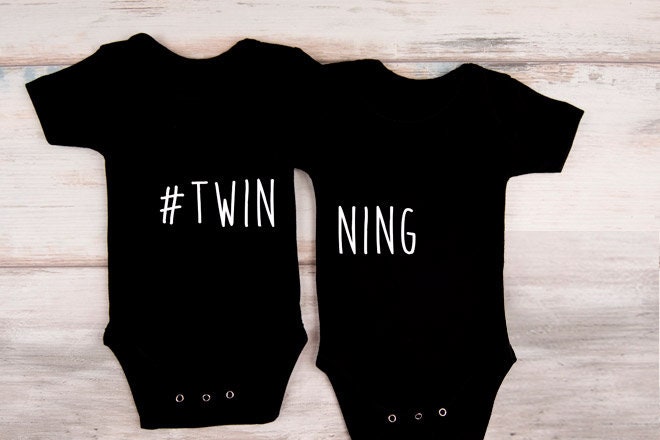 Partnerschaften - Twin Baby/Kleinkind-Outfit Partnerschaften - Twin Baby/Kleinkind-Outfit von ThePinkAppleCompany
