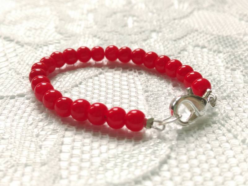 Rot Baby Armband, Neugeborenen Kleinkind Lesen Shower Geschenk, Schmuck, 4mm Perlen von ThePinkCanaryShop