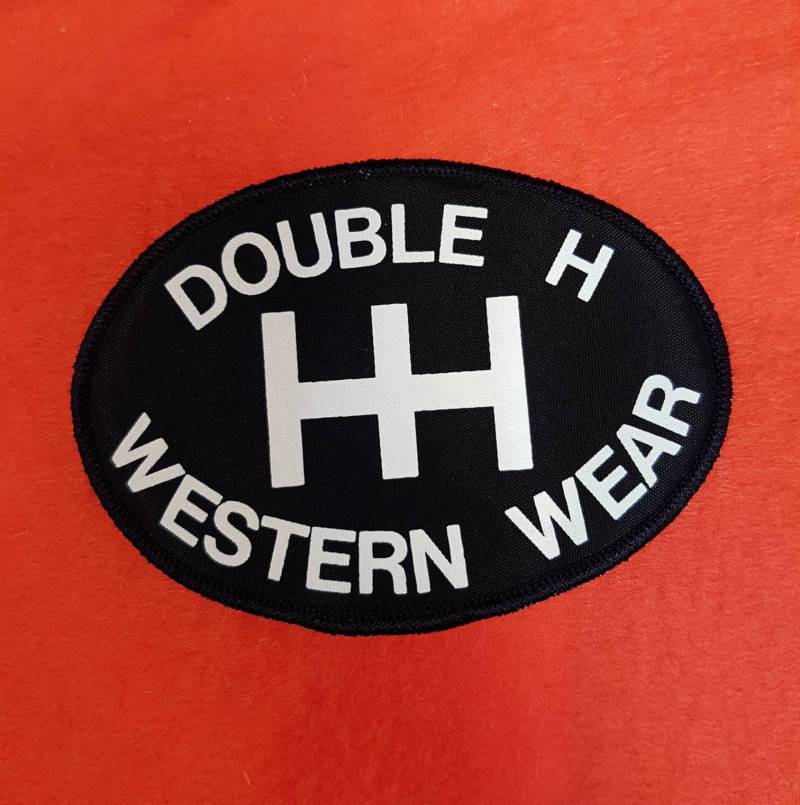 Jahrgang Bügelbild - Doppel H Westliche Abnutzung von ThePrairieCorner