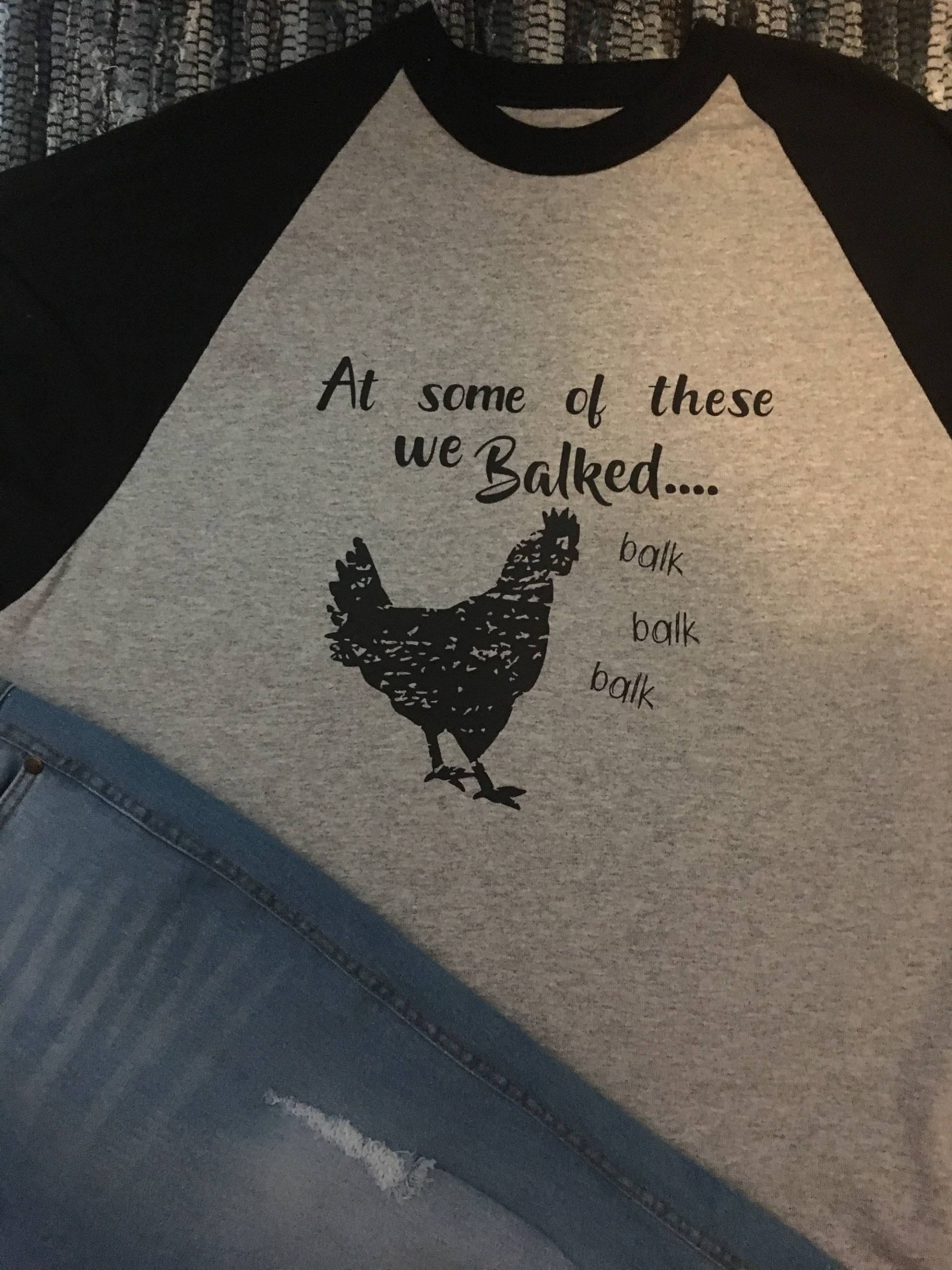 At Some Ofthese We Balked T-Shirt Mit Distressed Huhn Aa Und Na Genesung Geschenk von ThePricklyLotus