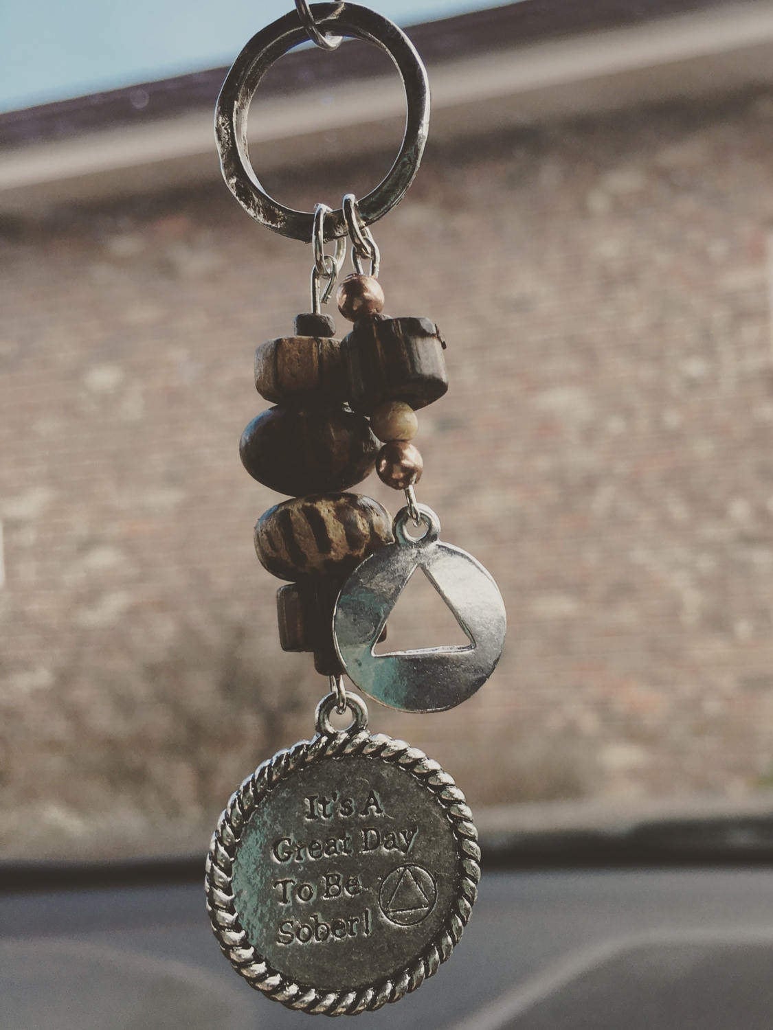 It's A Great Day To Be Sober Autoanhänger Mit Genesungsdreieck Nüchtern - Nüchternheit Pate Männergeschenk Odaat 12 Schritte Zum Geschenke von ThePricklyLotus