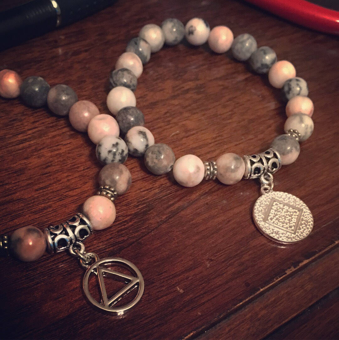 Rosa Und Graue Perlen Aa Oder Na Baumeln Perlenarmband. Toll Für Paten - Sponseegeschenk von ThePricklyLotus