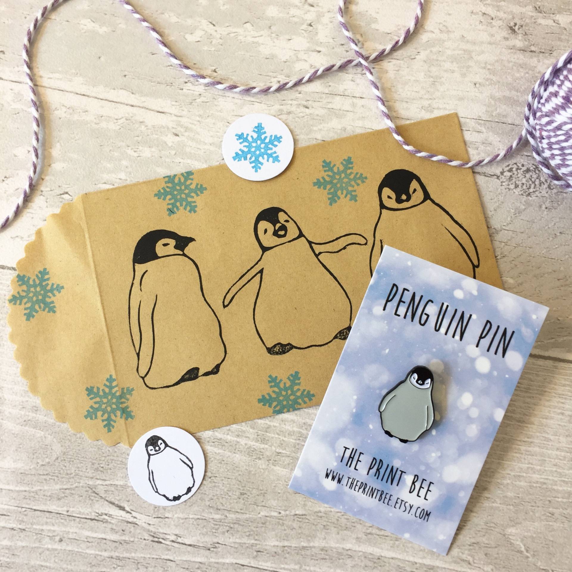 Pinguin Pin Emaille Abzeichen von ThePrintBee