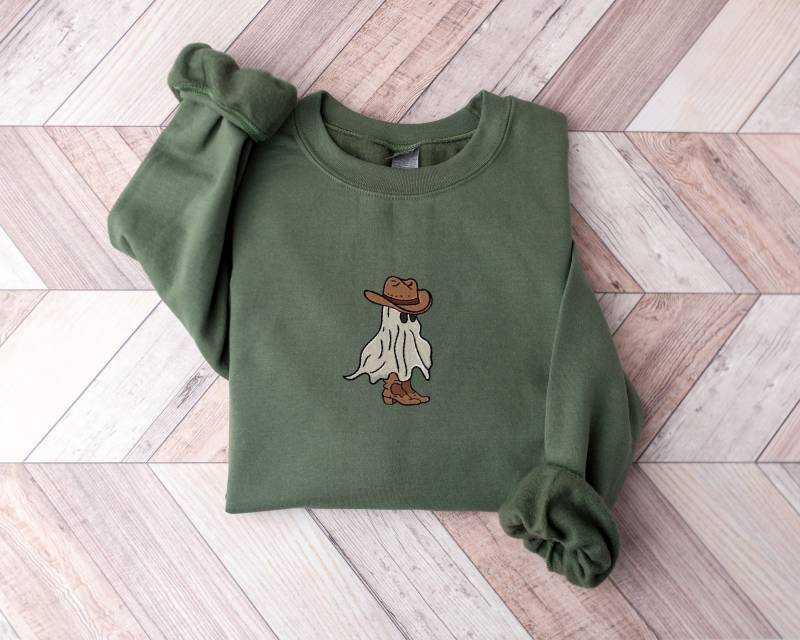 Cowboy Ghost Besticktes Sweatshirt L Bestickter Rundhalsausschnitt Pullover Hoodie Cowboy Ghost Besticktes Sweatshirt L Bestickter Rundhalsausschnitt Pullover Hoodie von ThePrintWorkshopCo