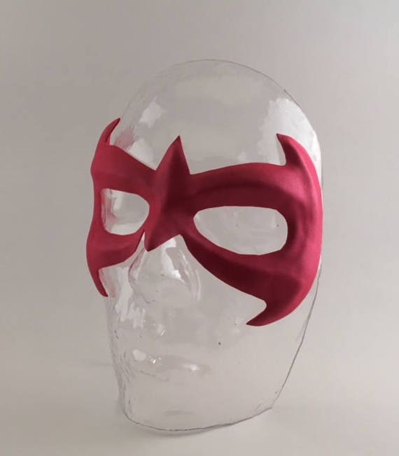 Superhelden Maske Geflügelt Aus Schaumstoff Superhelden Maske Geflügelt Aus Schaumstoff von ThePropBadger