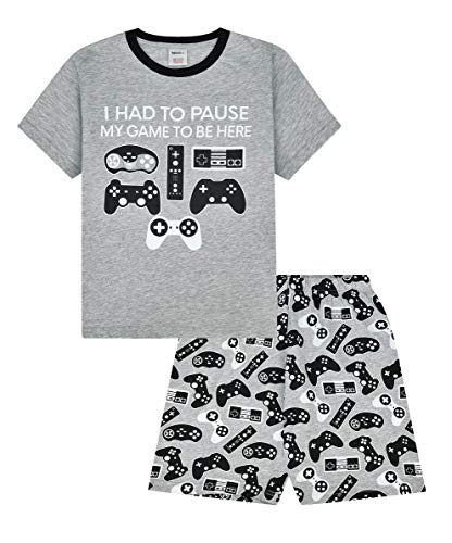 Kurzer Pyjama, Aufdruck: „I Had to Pause My Game to Be Here“, Motiv: Gaming-Controller, Grau Gr. 11-12 Jahre, grau von ThePyjamaFactory