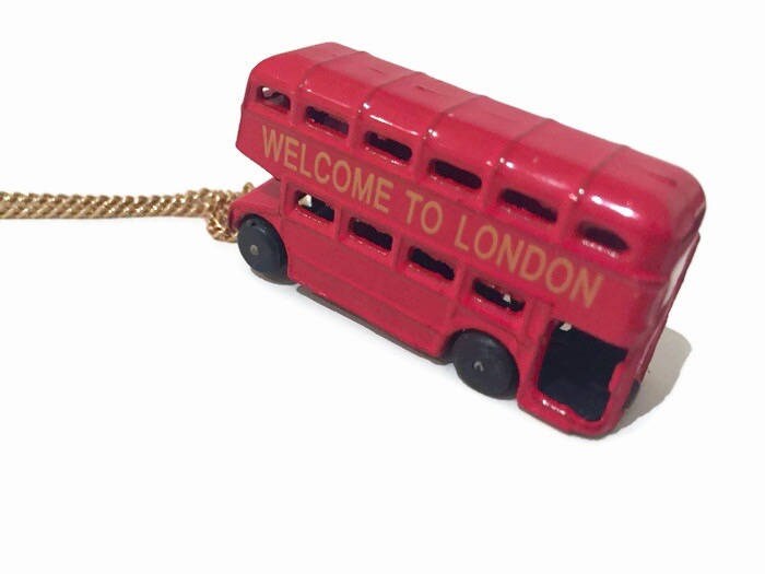 Rot London Bus Anhänger Halskette, Kitsch Schmuck, Skurrilen Einzigartigen Schmuck Rot London Bus Anhänger Halskette, Kitsch Schmuck, Skurrilen Einzigartigen Schmuck von TheQueenOfSass
