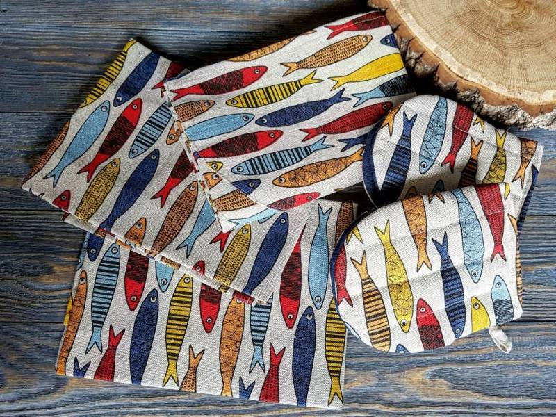 Set Für Küche - Leinenschürze Mit Handtüchern Und Handschuhen, Leinen Küchenschürze, Geschenk Bäcker Kocher, Farbgemusterte Schürze von TheRawLinen