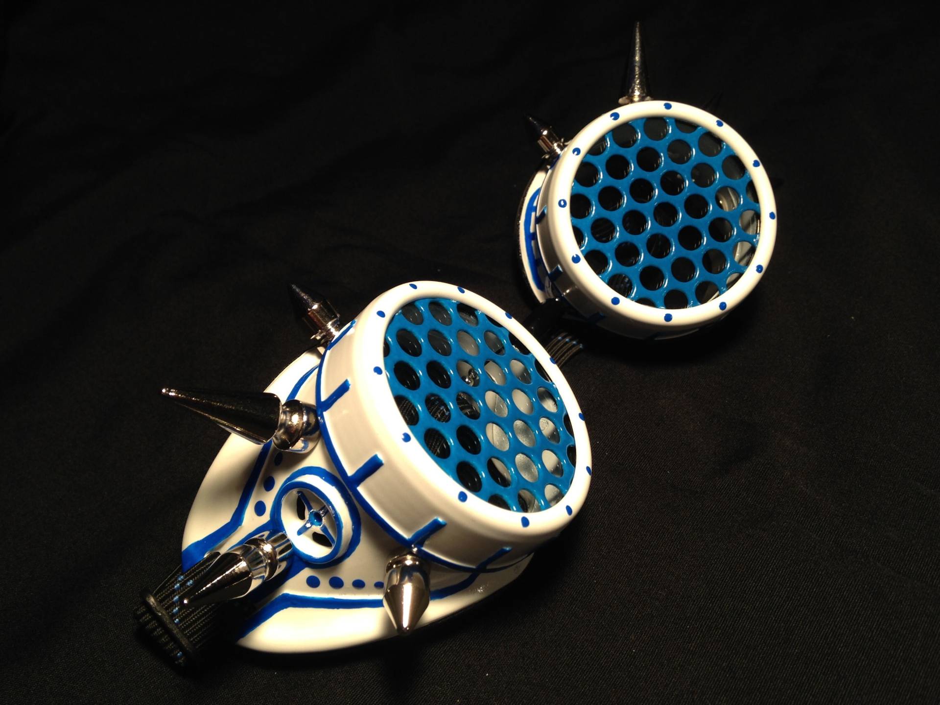 Cyber Goggles #g262Uv Weiß & Uv Blau Cyber Goggles #g262Uv Weiß & Uv Blau von TheRealBrokenBrains
