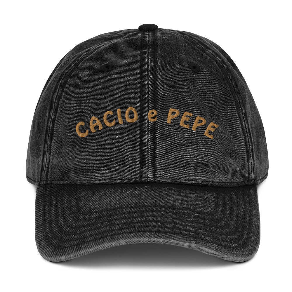 Cacio E Pepe - Baseball Vintage Bestickte Kappe von TheRefinedSpirit