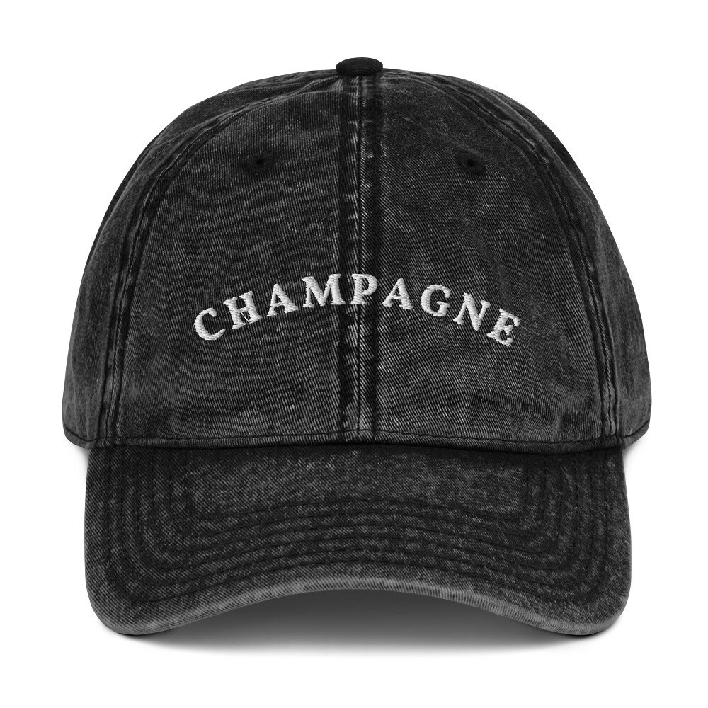 Champagner - Baseball Vintage Stickmütze von TheRefinedSpirit