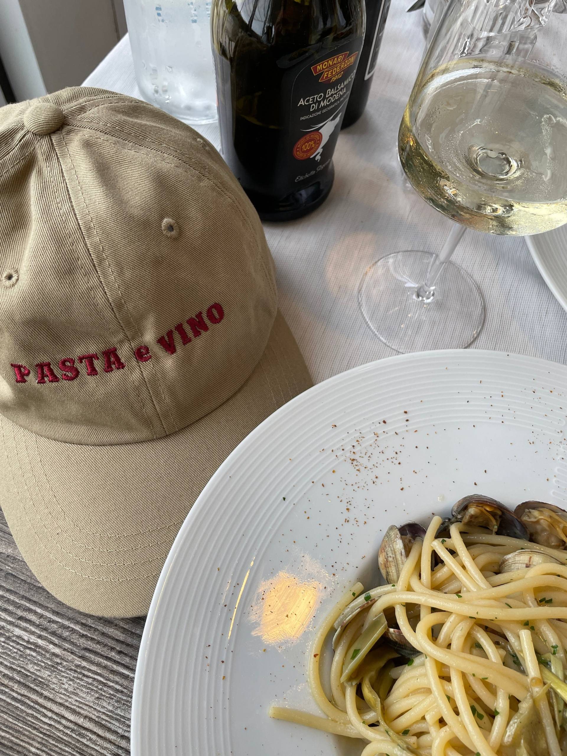 Pasta E Vino Bestickte Papa Mütze von TheRefinedSpirit