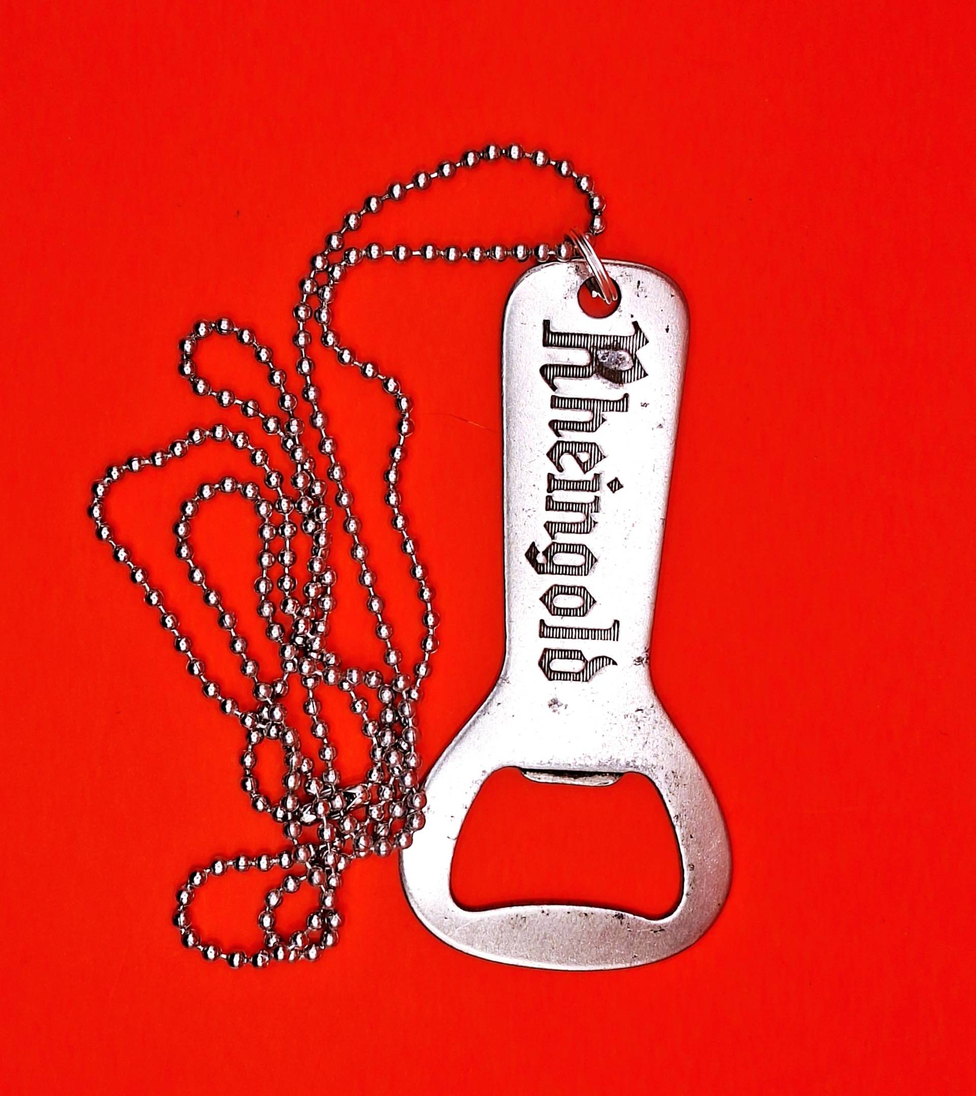 Vintage 1940S Cool Hand Luke-style Rheingold Beer Flaschenöffner Kette Vintage 1940S Cool Hand Luke-style Rheingold Beer Flaschenöffner Kette von TheRetroActivator