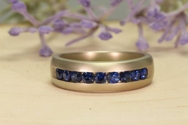 Herrenband, Blauer Saphir in Palladium, Mattiert, Poliert, Natürlicher Saphir, Jubiläumsgeschenk Für Ihn, Mutig, Weihnachtsgeschenk von TheRingStudio