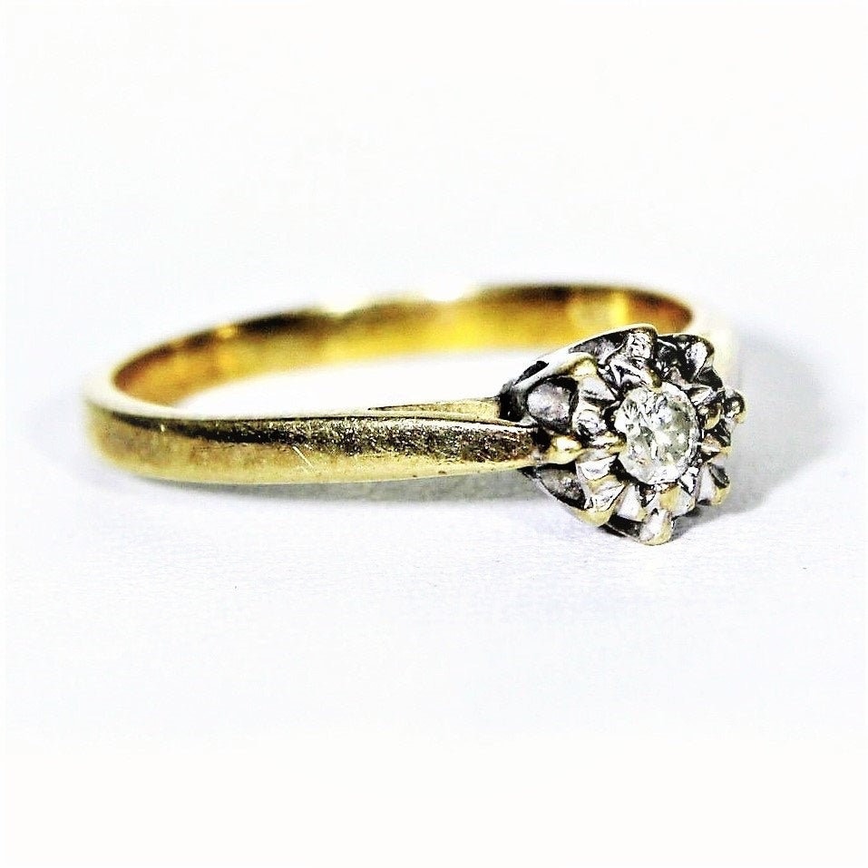 9Ct 9K Gelbgold Natur 0, 12Ct Diamant Solitär Ring Gr. 5 3/4 - L von TheRobinsRest