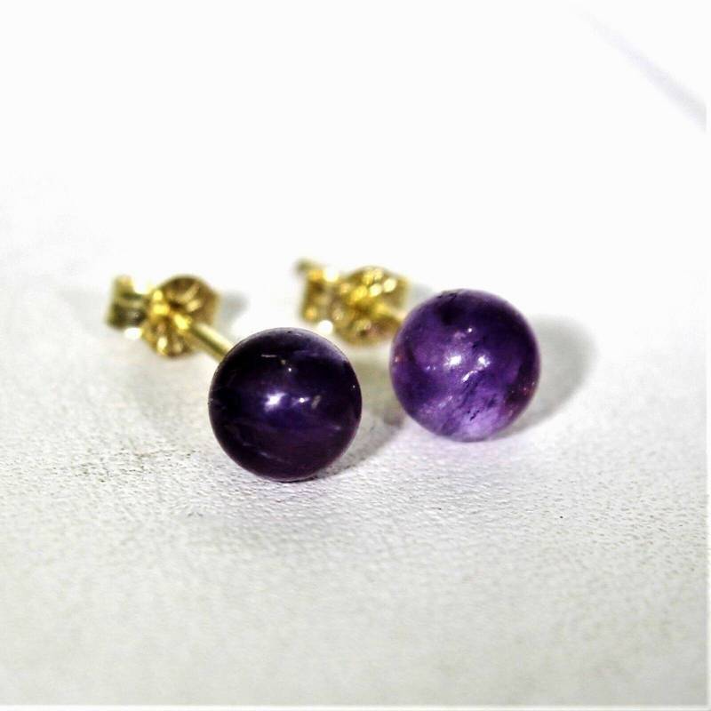 9Ct 9K Gold Amethyst Kugel Ohrstecker von TheRobinsRest