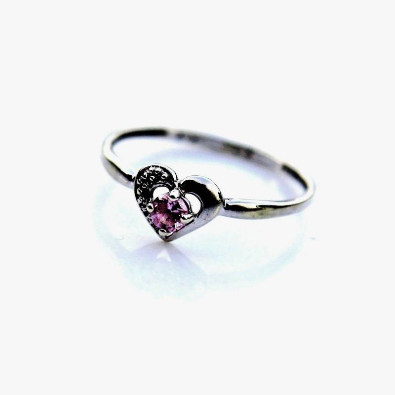 9Ct 9K Weißgold Herz Rosa Zirkonia Ring Gr. 4 3/4 - J von TheRobinsRest