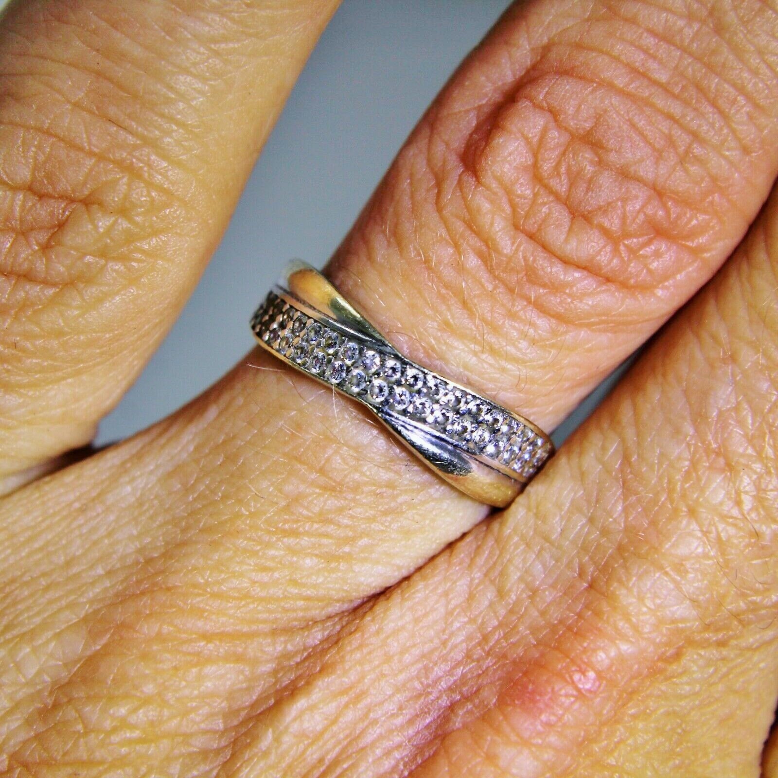 9Ct 9K Weißgold Zirkonia Ring Größe 5 - J 1/2 von TheRobinsRest