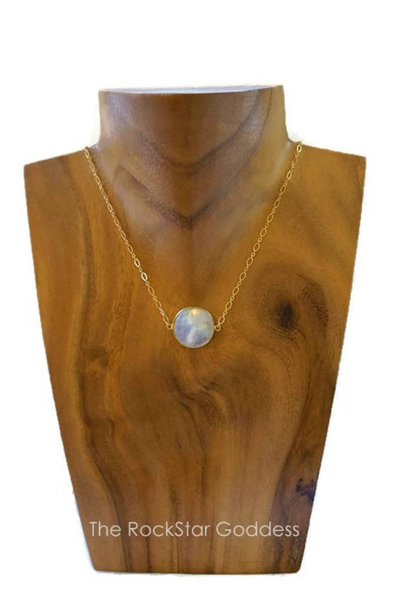 Mondstein Halskette, Gold Mondstein, Schmuck, Regenbogen Juni Birthstone von TheRockStarGoddess