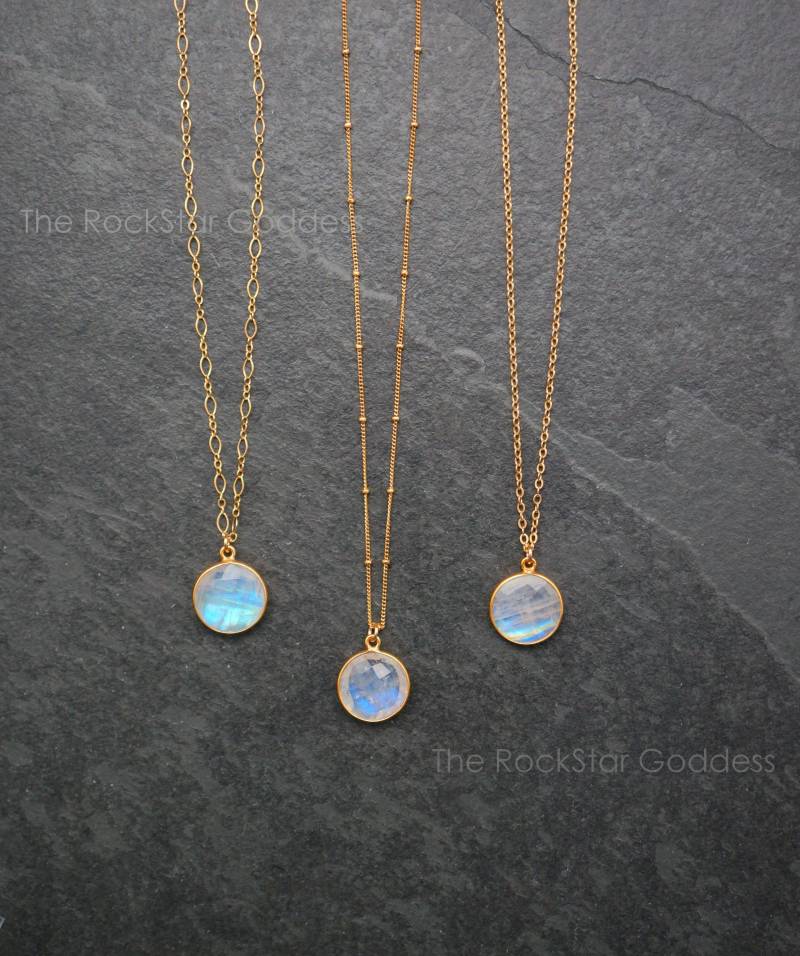 Mondstein Halskette, Gold Mondstein, Schmuck, Regenbogen Juni Birthstone von TheRockStarGoddess